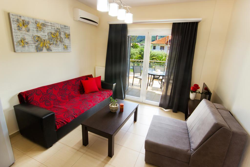 Bivas Apartments ลีเมนาส ภายนอก รูปภาพ