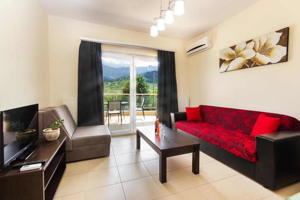 Bivas Apartments ลีเมนาส ภายนอก รูปภาพ