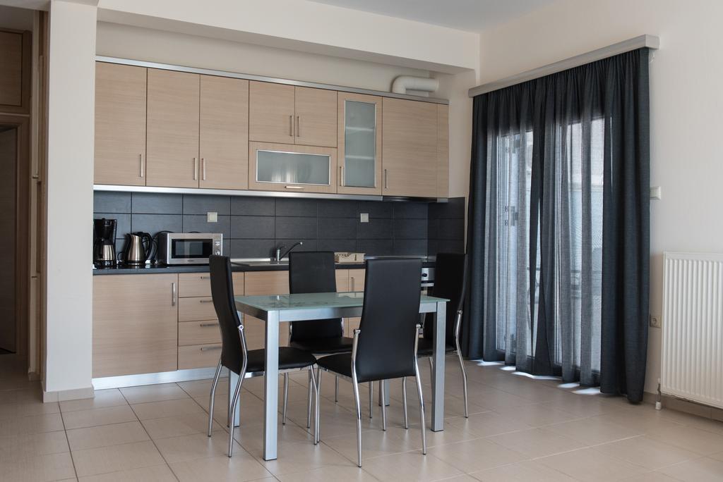Bivas Apartments ลีเมนาส ภายนอก รูปภาพ